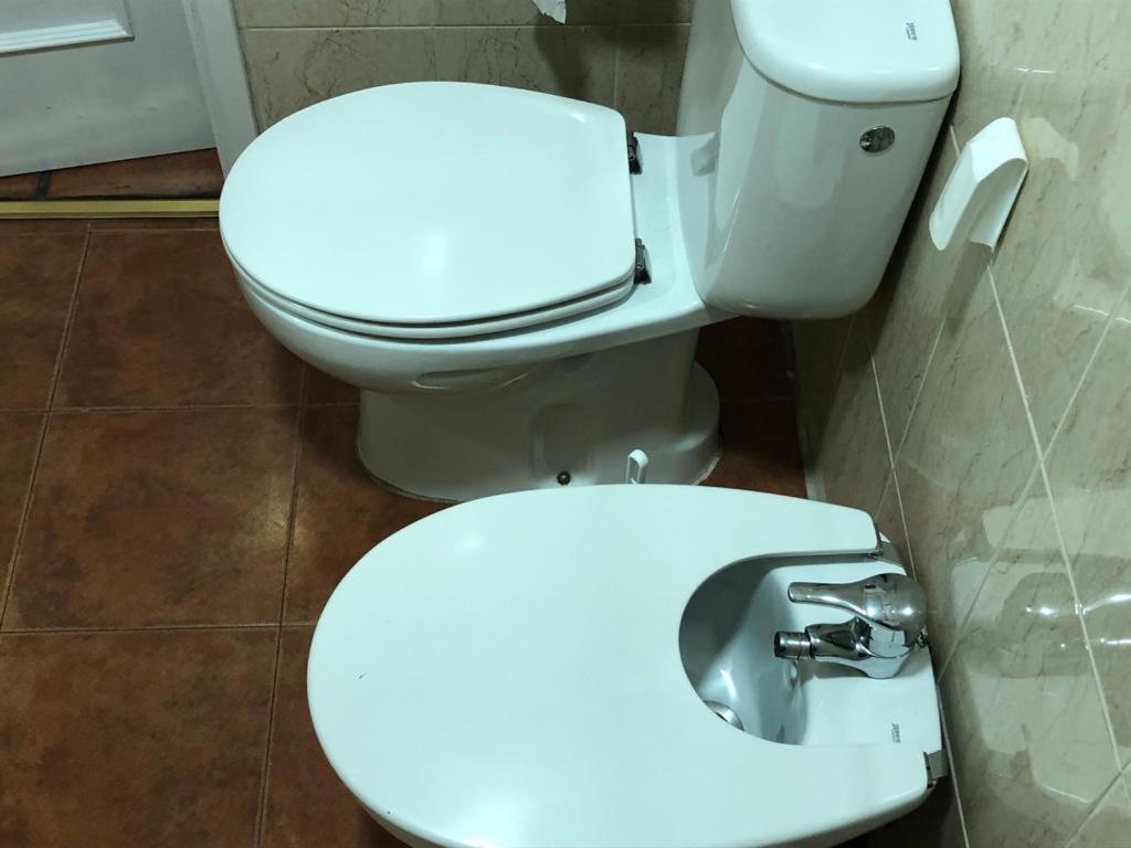 Apartamento Familiar En Toledo, Con 2 Dormitorios, Camas De Matrimonio, Ideal Ubicacion Y Fantasticas Vistas *