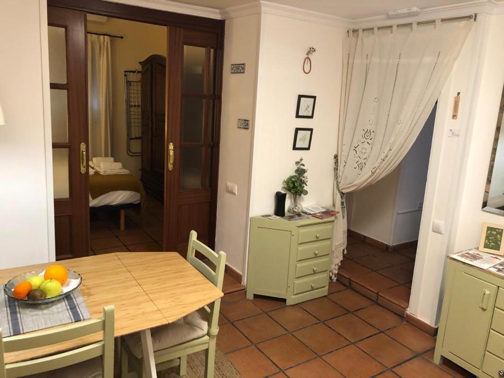 Apartamento Familiar En Toledo, Con 2 Dormitorios, Camas De Matrimonio, Ideal Ubicacion Y Fantasticas Vistas *